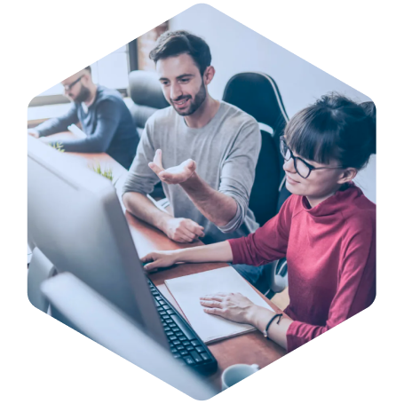 Верхний экран на черном фоне